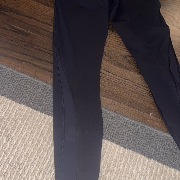 Lululemon leggings with mesh - Picture 7 of 7